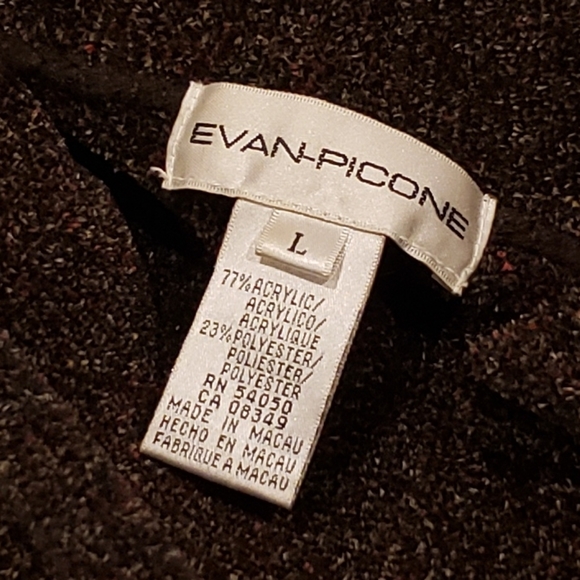 Sweater Jacket with full zipper - Picture 3 of 6